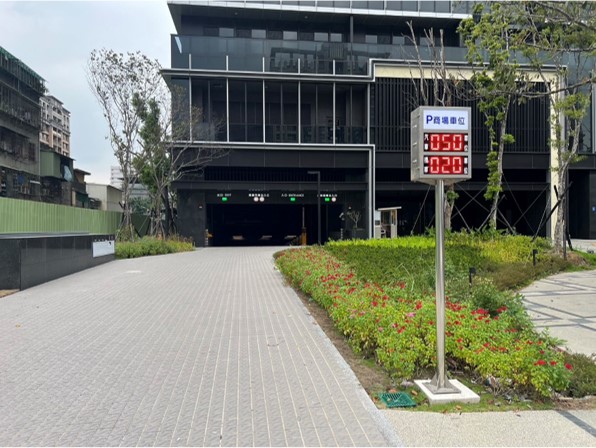 新北市板橋區-社區地下停車場