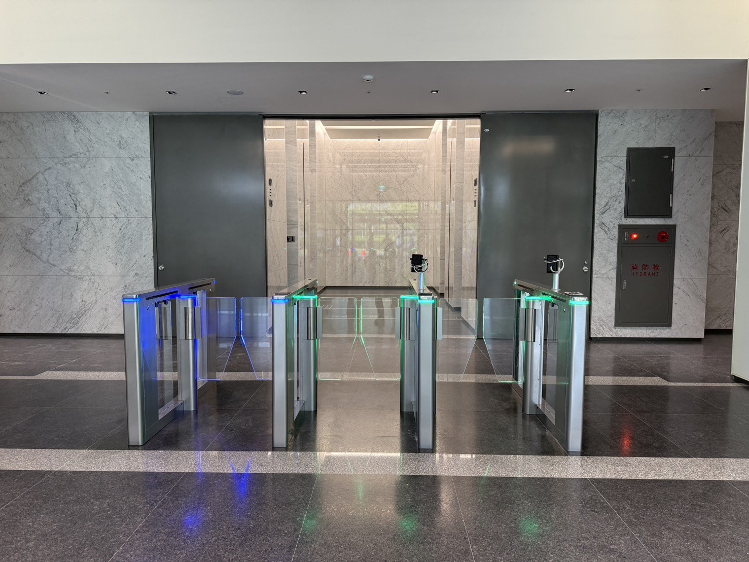 新北市新莊區-大樓大廳